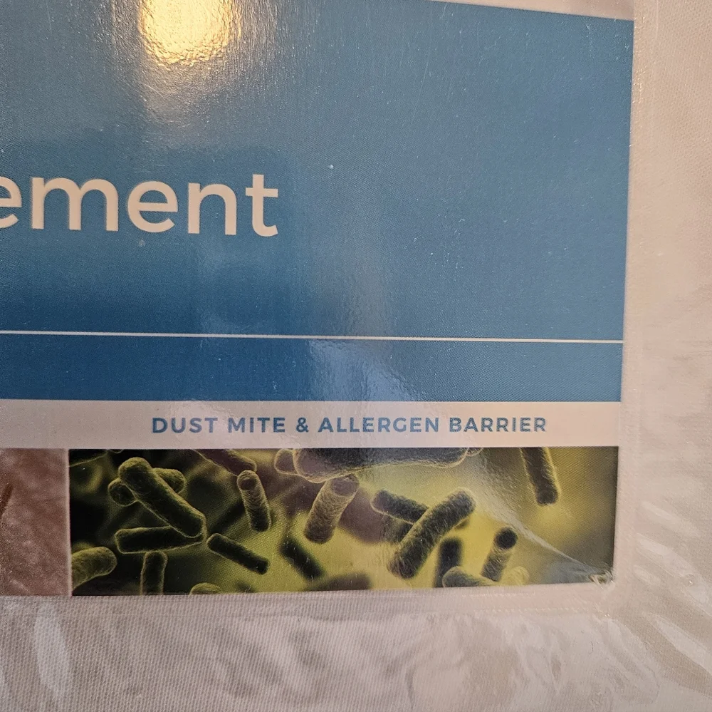 White Mattress Cover Encasement - Queen
